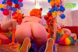 Lety Does Stuff Nudes Clowns Around Leaked #608